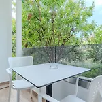 Aphrodite's Garden Hotel 3*