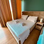 Aphrodite's Garden Hotel Himare