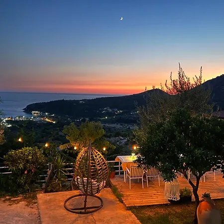 Hotel Aphrodite's Garden *