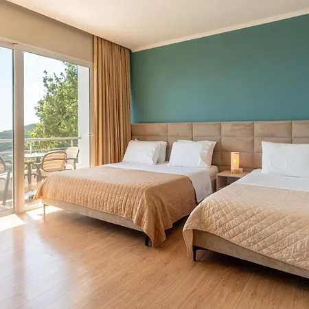 Hotel Aphrodite's Garden Himare