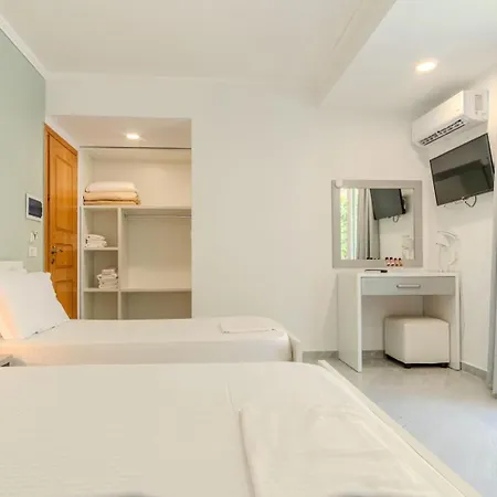 Aphrodite's Garden Hotel Himare