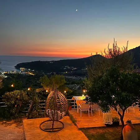 Aphrodite's Garden 3*