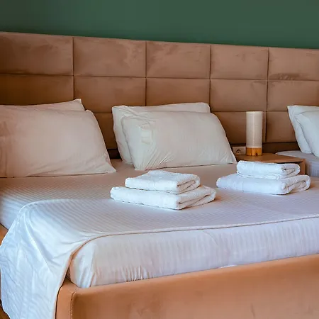 Aphrodite's Garden 酒店 希马拉