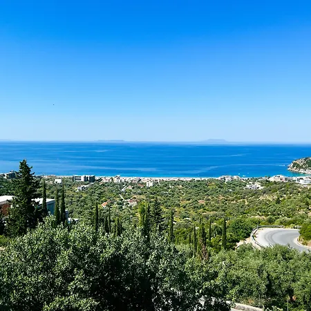 Aphrodite's Garden 3*