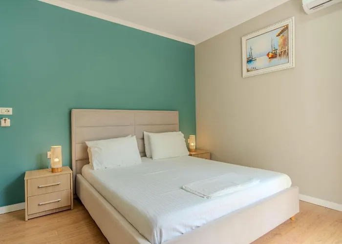 Hotel Aphrodite's Garden Himare