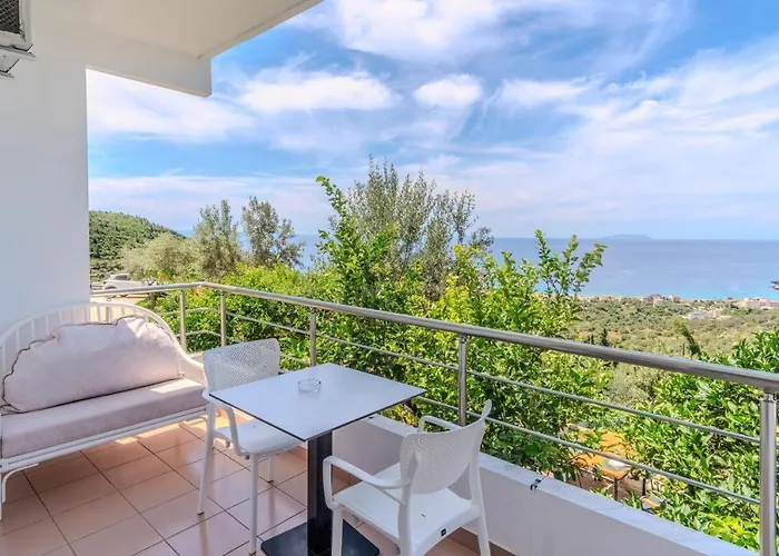 Отель Aphrodite's Garden 3*