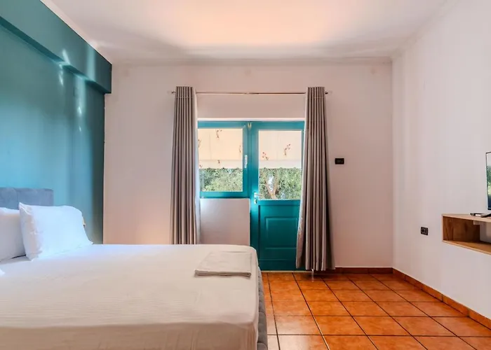 Отель Aphrodite's Garden 3*