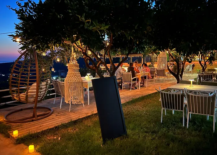 Aphrodite's Garden Hotel 3*