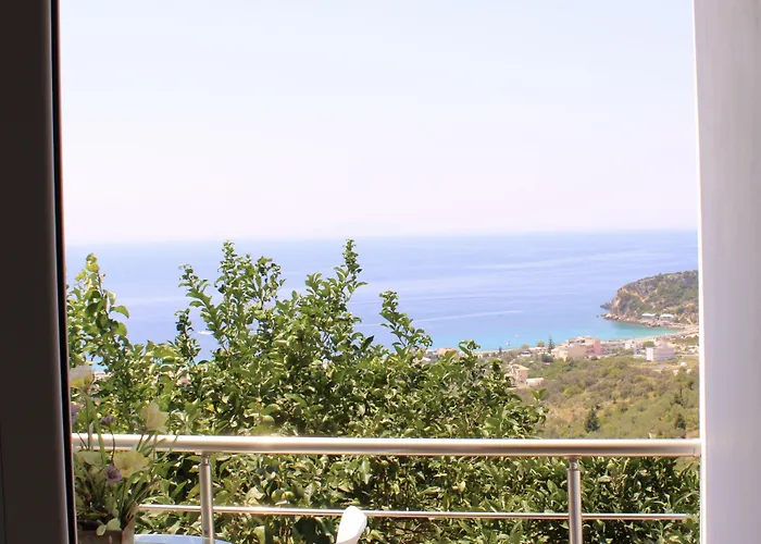 Aphrodite's Garden Химара