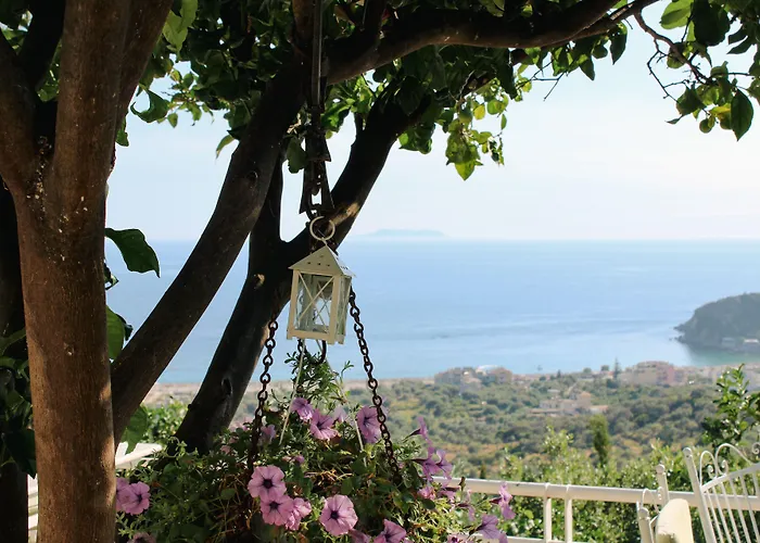 Aphrodite's Garden Hotel Himare