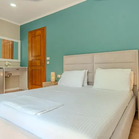 Aphrodite Garden Rooms&apartment *