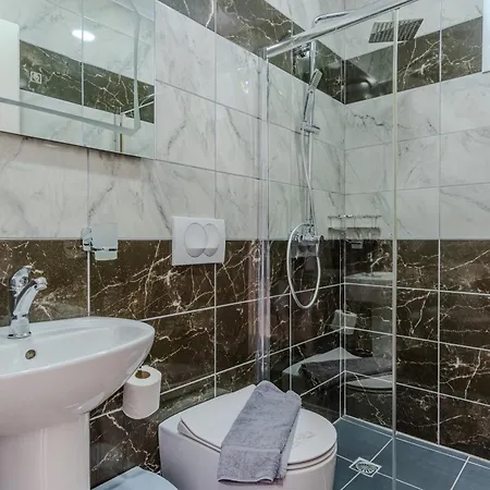Aphrodite Garden Rooms&apartment