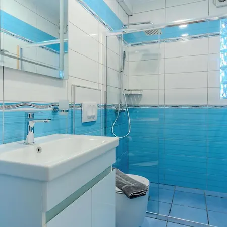 Aphrodite Garden Rooms&apartment *