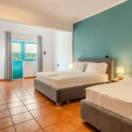 Aphrodite Garden Rooms&apartment * Himare