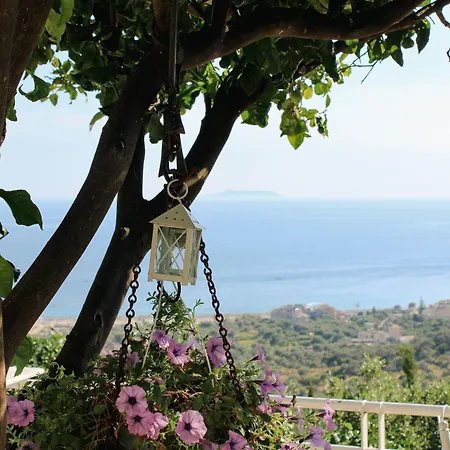 Aphrodite's Garden Frühstückspension Himarë