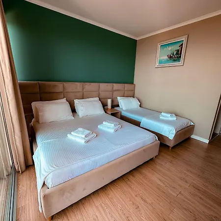 Aphrodite's Garden 3*