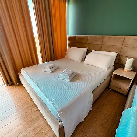 Aphrodite's Garden Hotel Himarë